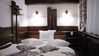 Отели типа «постель и завтрак» Vila Elitte Predeal Предял Двухместный номер эконом-класса с 1 кроватью-3